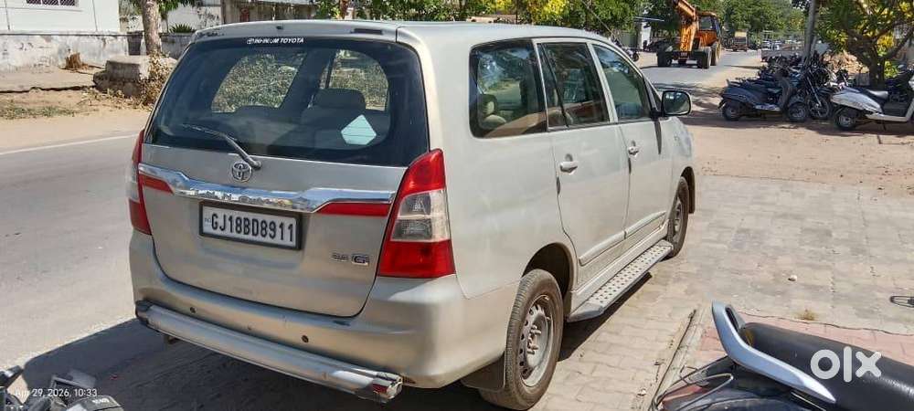 Toyota Innova 2015 Model Diesel Well Maintained