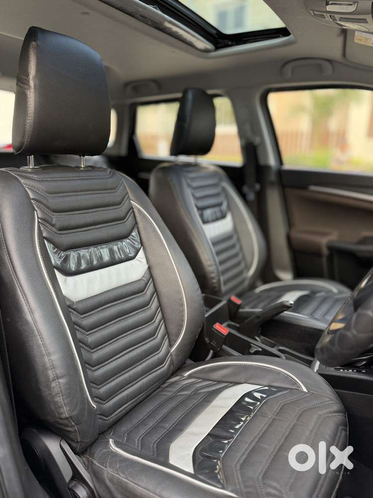 Maruti Suzuki Brezza 1.5 Zxi At Smart Hybrid, 2025, Petrol