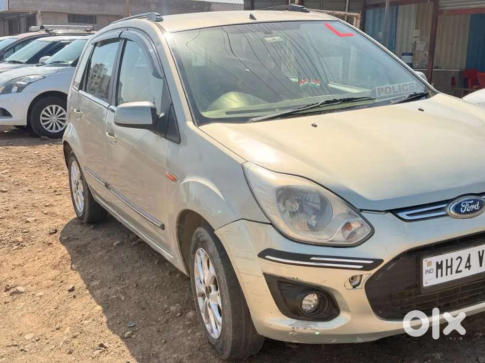 Ford Figo 2013 Titanium 25 Km Driven
