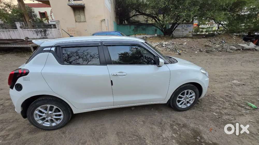 Maruti Suzuki Swift 2024 Petrol +cngwell Maintained