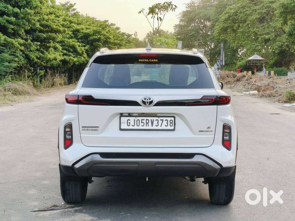 Toyota Urban Cruiser Hyryder E Neodrive Aero Edition, 2023, Petrol