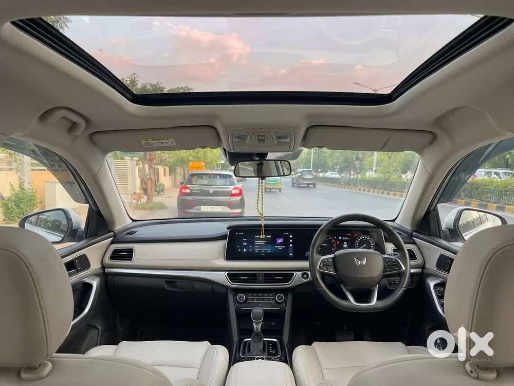 Mahindra Xuv700 2.2 Ax 7 Diesel At Luxury Pack Str, 2024, Diesel