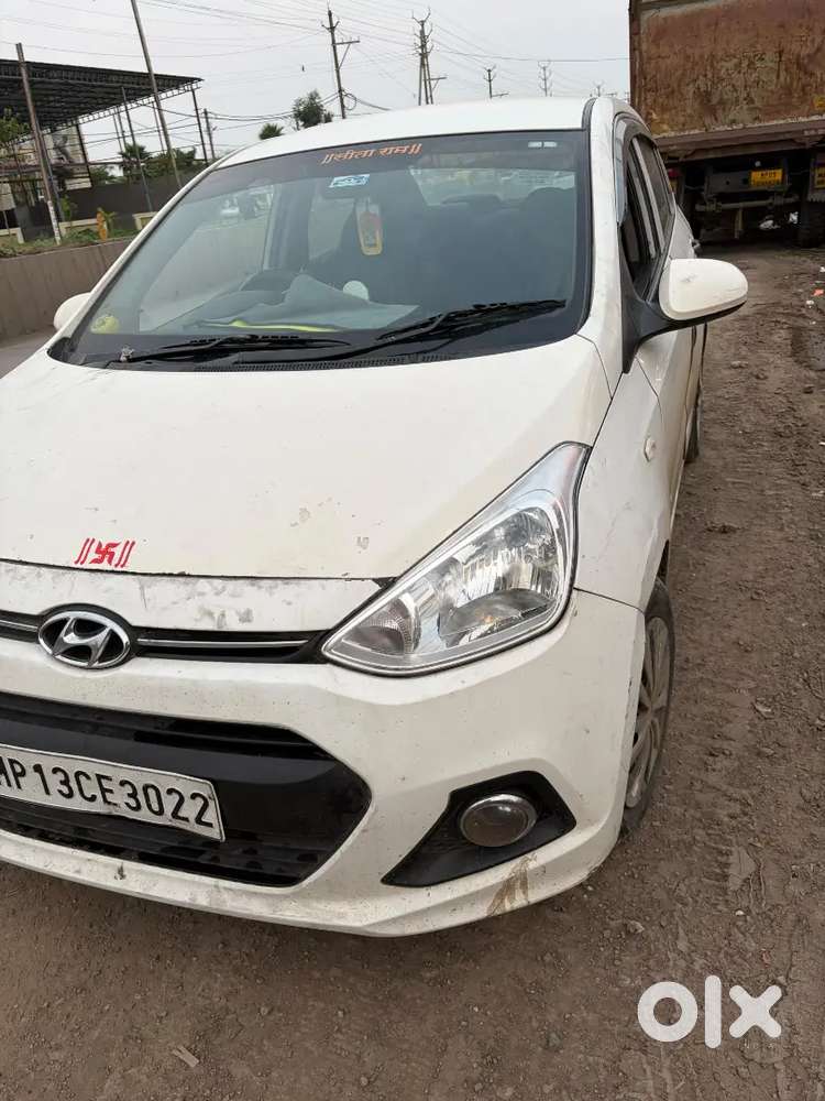 Hyundai Xcent 2016 कार