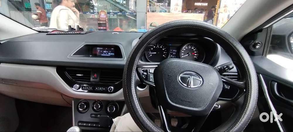 Well Maintained, Front Camera, Unused Stepney, Company Service,