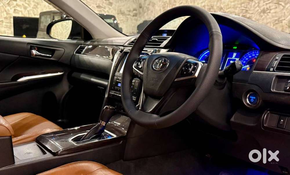Toyota Camry Hybrid, 2018, Petrol