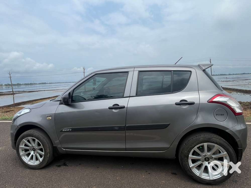 Maruti Swift Petrol 2016