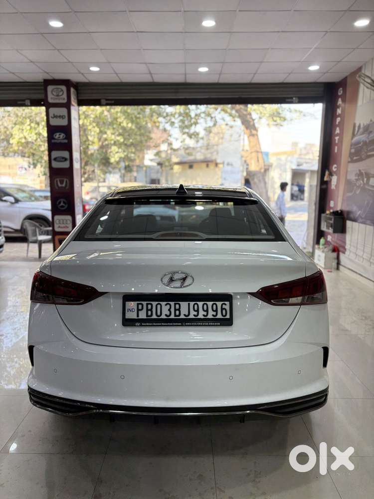 Hyundai Verna 1.5 Sx (o) Diesel Mt, 2022, Diesel