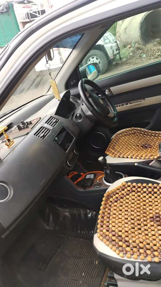 Maruti Suzuki Swift Dzire 2010 Diesel 240000 Km Driven