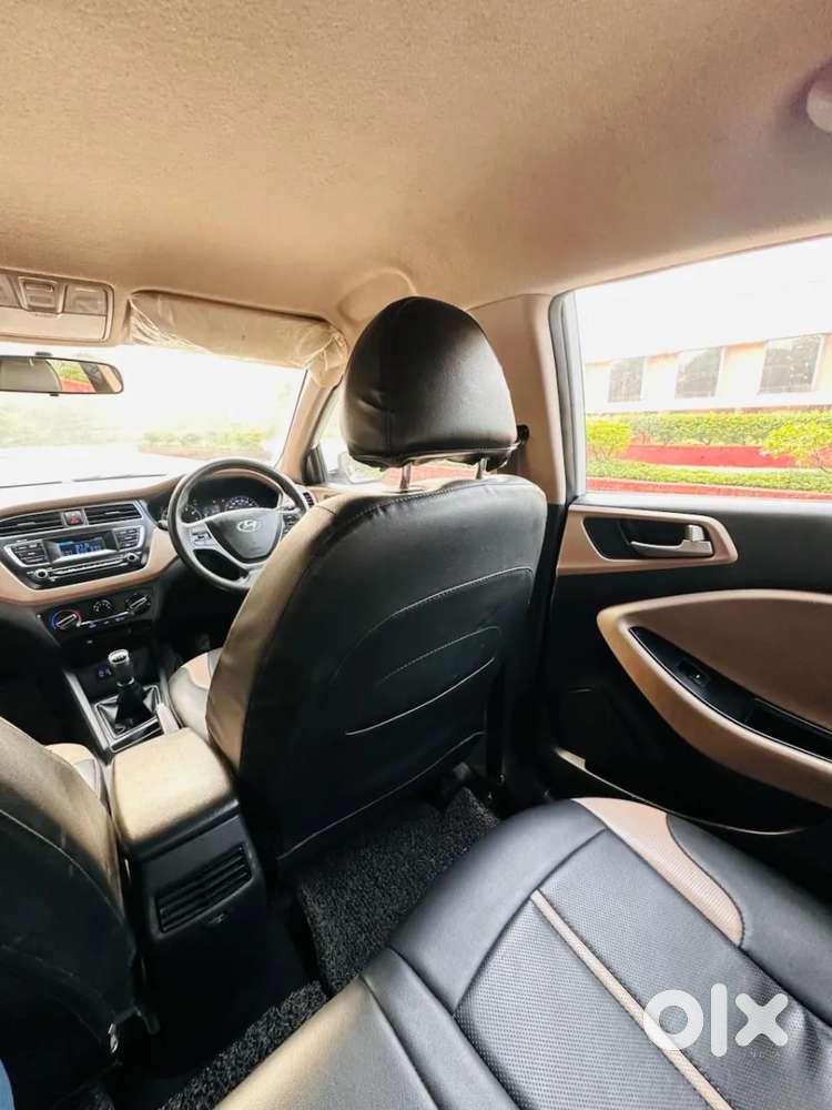 Hyundai I20 Sportz 1.2 Bs-iv, 2018, Petrol