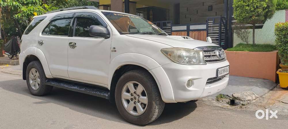 Toyota Fortuner 3.0 4x4 Manual, 2010, Diesel