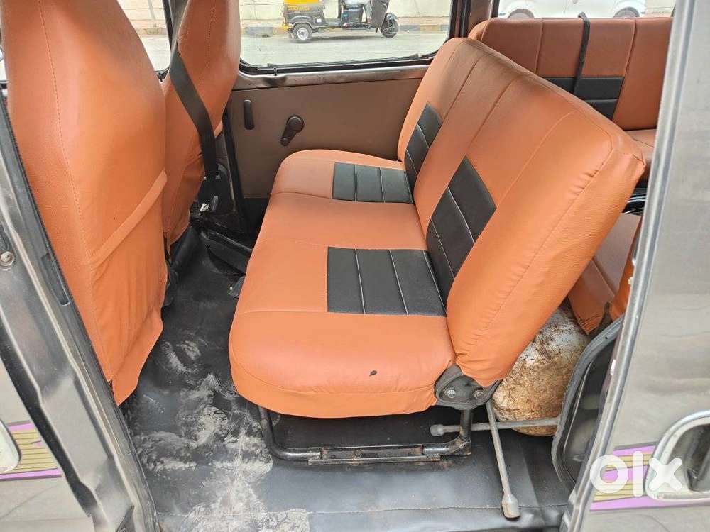 Maruti Suzuki Eeco Smiles 7 Seater Standard, 2015, Cng & Hybrids