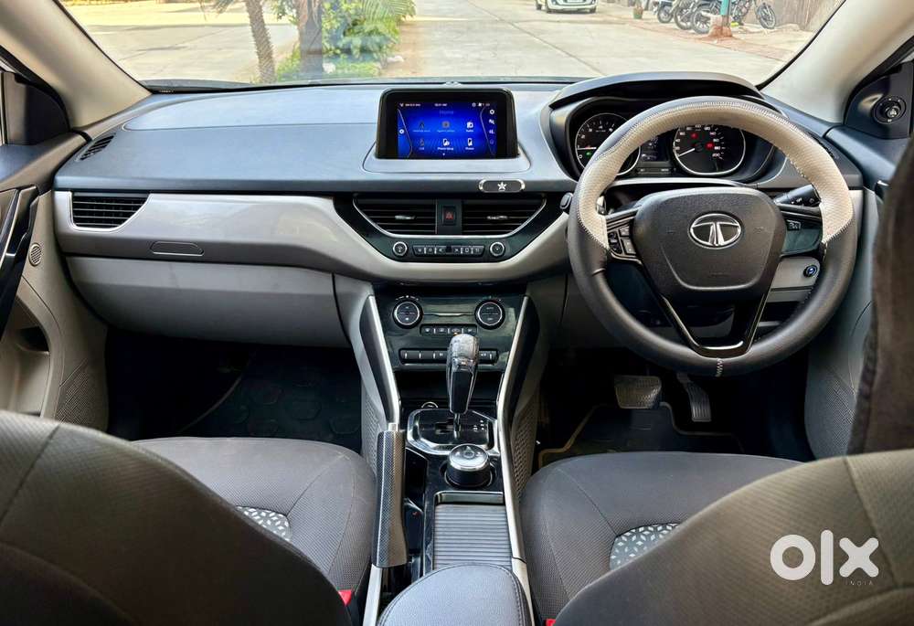 Tata Nexon Pure 1.2 Revotron Petrol 6 Mt, 2019, Cng & Hybrids