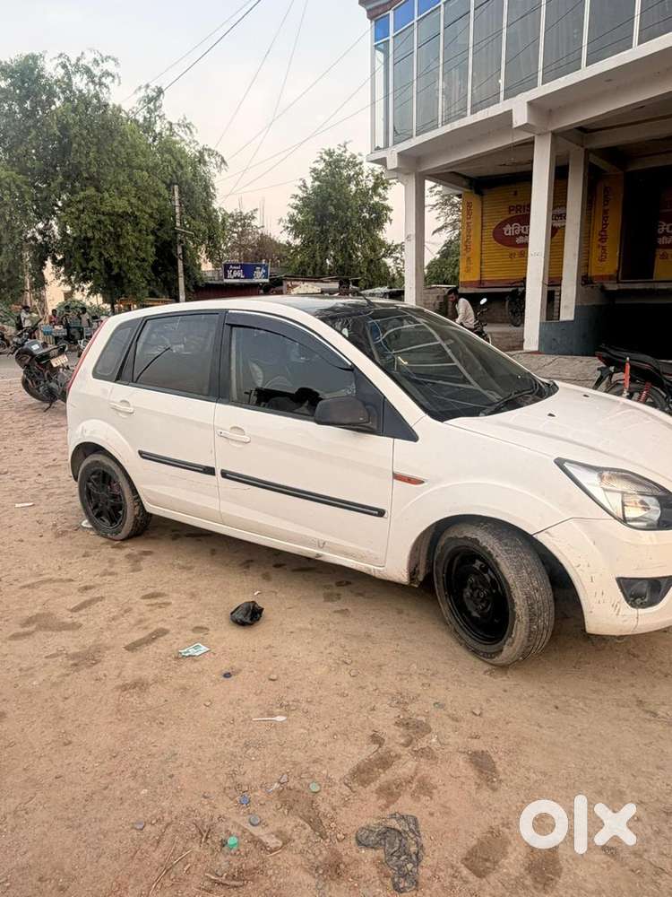 Ford Figo 2013 Diesel 95600 Km Driven
