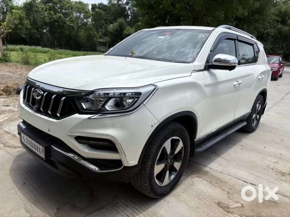 Mahindra Alturas G4 4wd At, 2022, Diesel