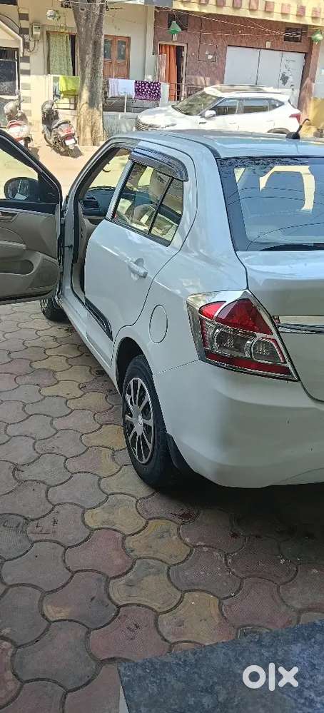 Maruti Suzuki Dzire 2019 Diesel 76000 Km Driven