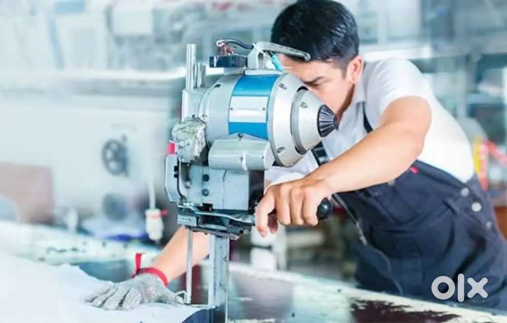 WE ARE HIRING _MANUFACTURING COMPANY