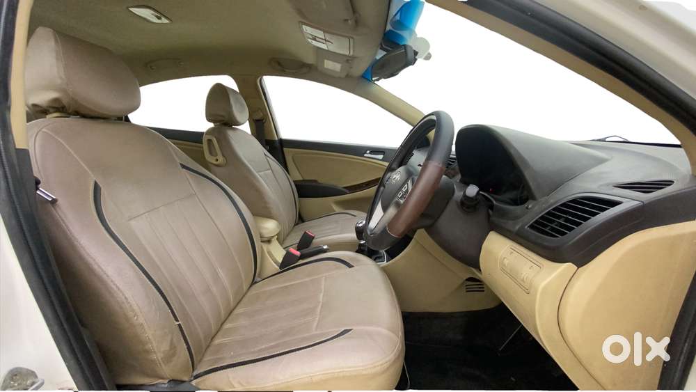 Hyundai Verna Fluidic 1.6 Vtvt Sx, 2015, Petrol