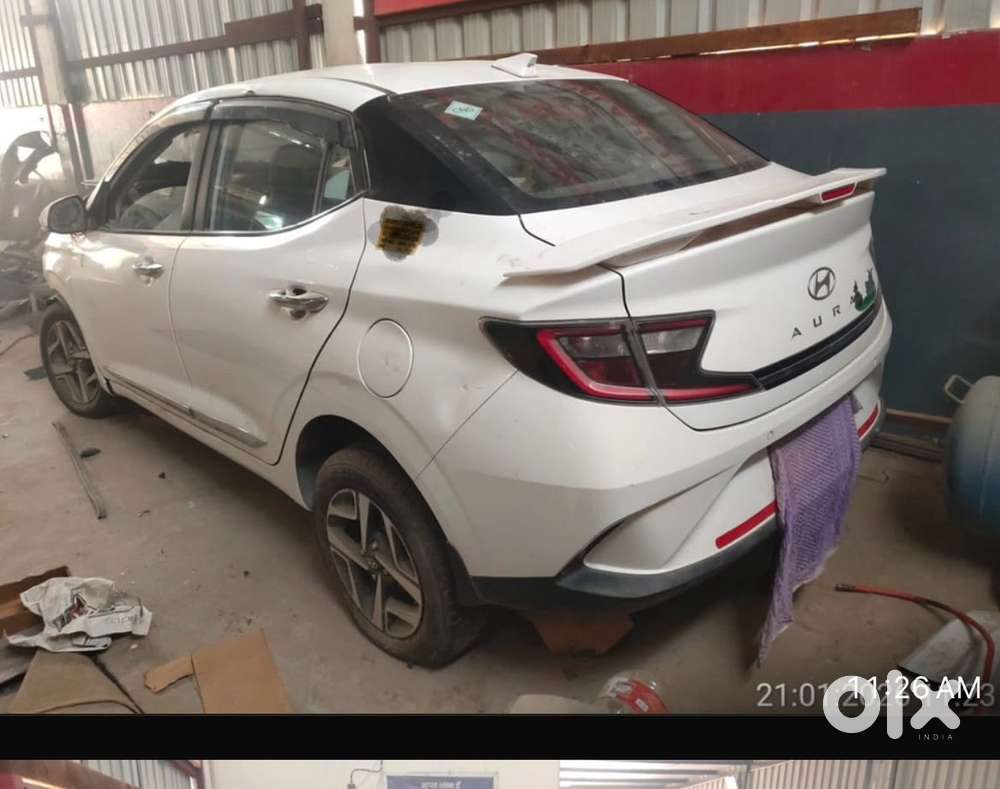 Hyundai Aura Manual 2024( Disposal Car )