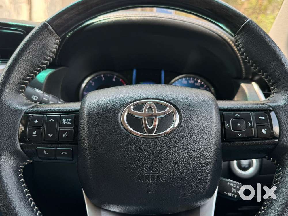 Toyota Fortuner [2021-ongoing] 2.8 2wd Diesel Mt, 2023, Diesel