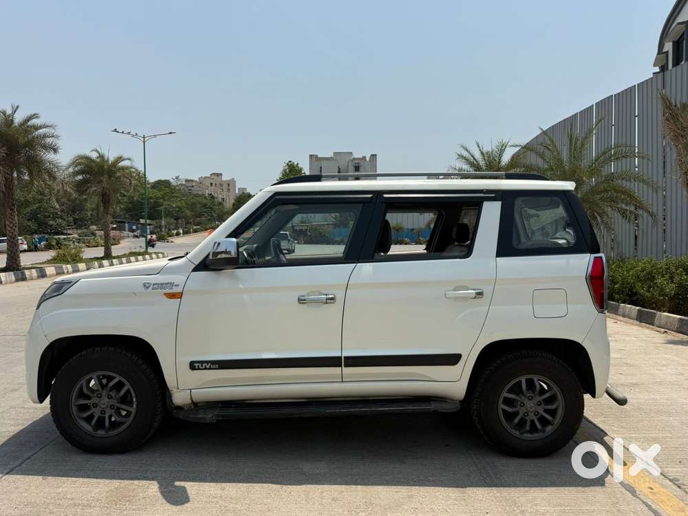 Mahindra Tuv 300 T10 Amt (automatic), 2017, Diesel