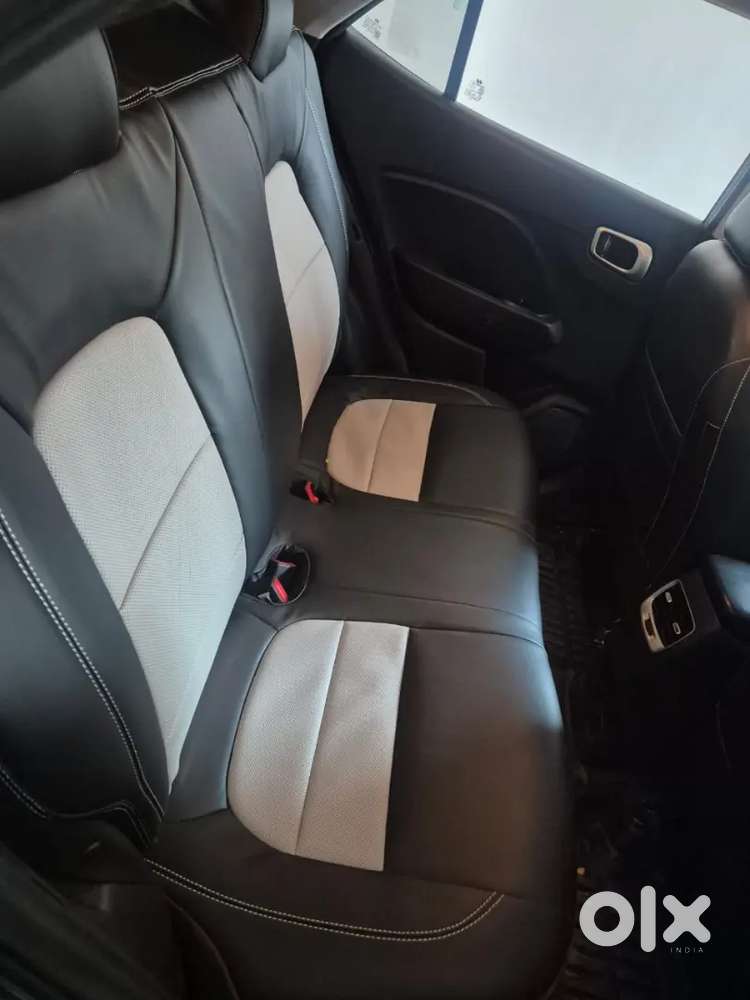 Hyundai Venue 2020 Petrol 62000 Km Driven