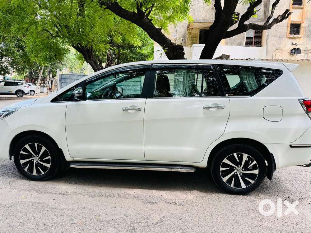 Toyota Innova Crysta 2.8z Automatic, 2021, Diesel