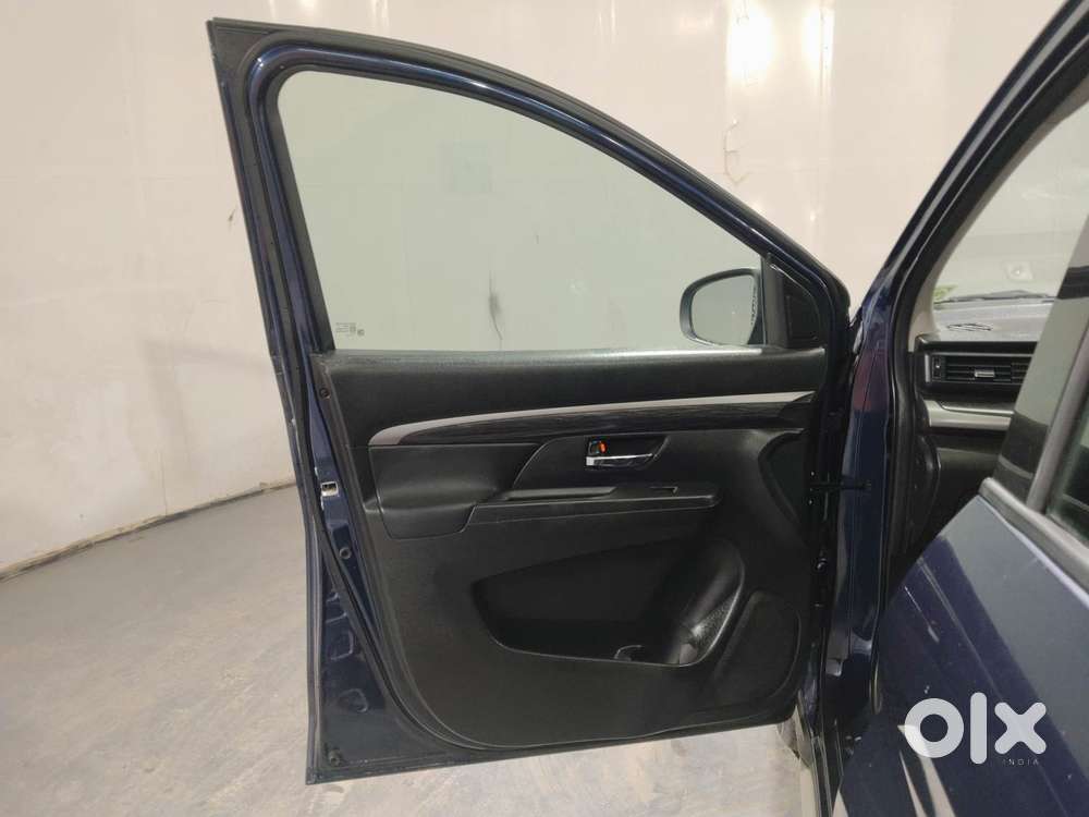 Maruti Suzuki Xl6 1.5 Alpha Plus Mt, 2022, Petrol