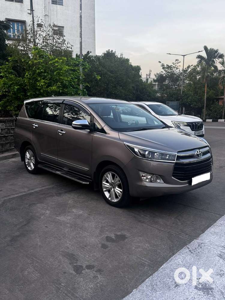 Toyota Innova Crysta 2.4zx 2017 - Only 55,000 Kms  Bronze  Excellent