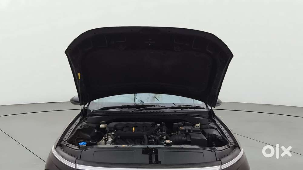 Hyundai Verna 1.5 Sx (o) Ivt, 2023, Petrol