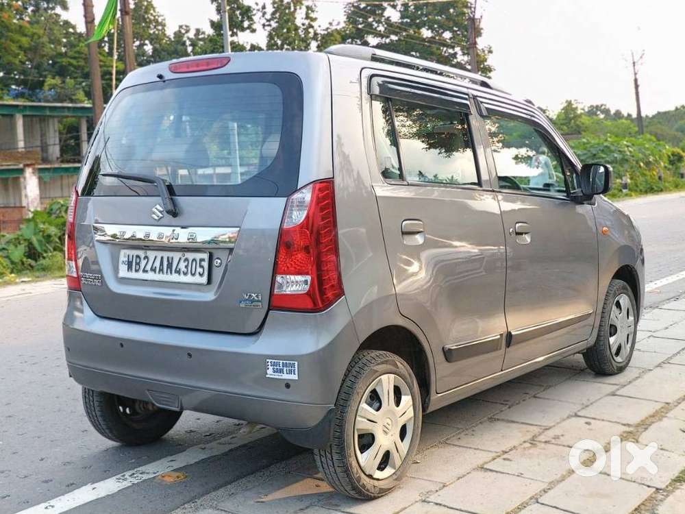 Maruti Suzuki Wagon R 1.0 Vxi Amt, 2017, Petrol