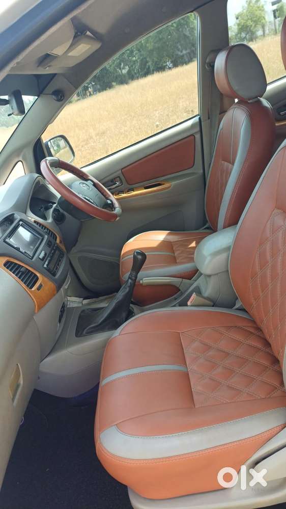 Toyota Innova 2.5 V 7 Str, 2010, Diesel