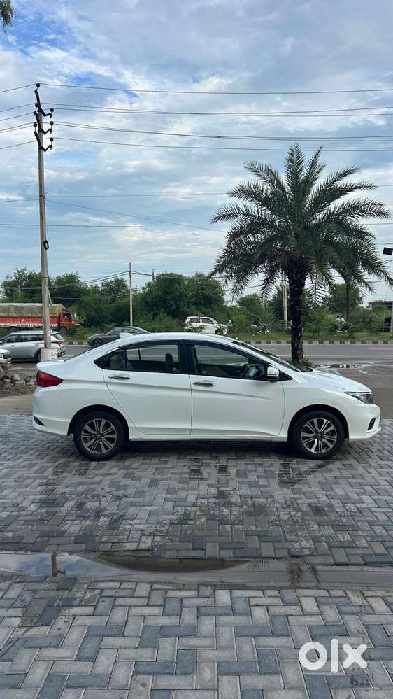Honda City I-vtec V, 2020, Petrol