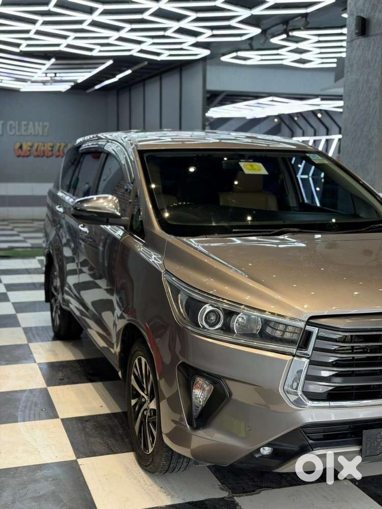 Toyota Innova Crysta 2.8 Zx At 7 Seater, 2021, Diesel