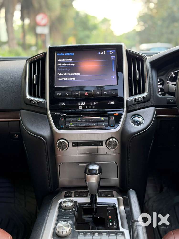 Toyota Land Cruiser 3.3 Zx Diesel, 2017, Diesel