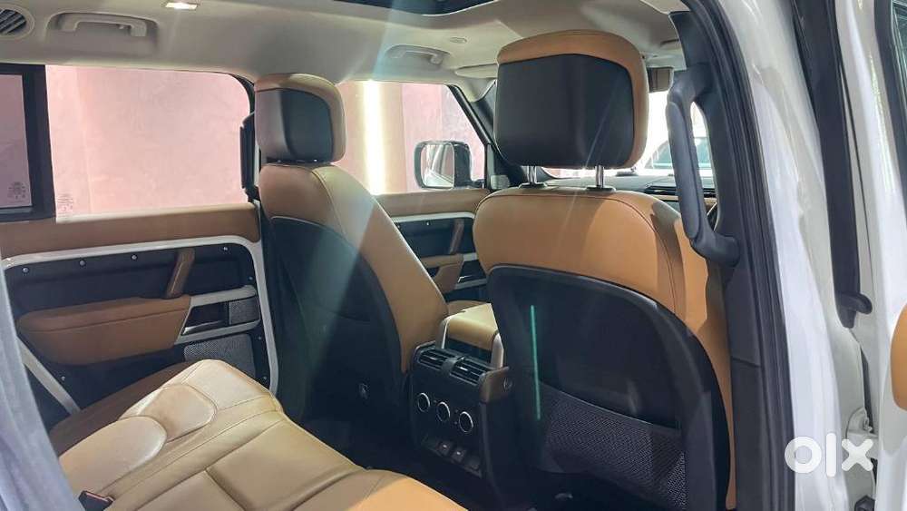 Land Rover Defender 3.0 L 130 Hse, 2023, Petrol