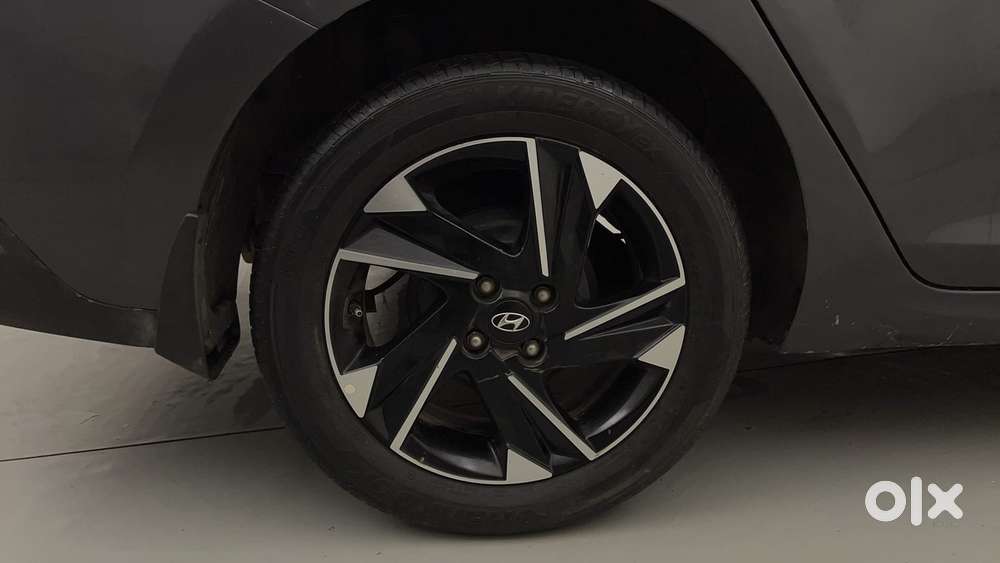 Hyundai Verna 1.5 Mpi Mt Sx (o), 2020, Petrol