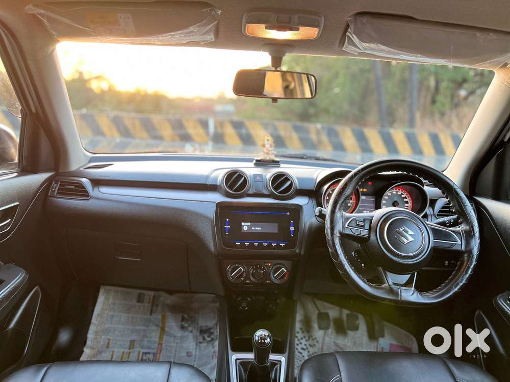 Maruti Suzuki Swift 1.2 Vxi (o), 2023, Petrol