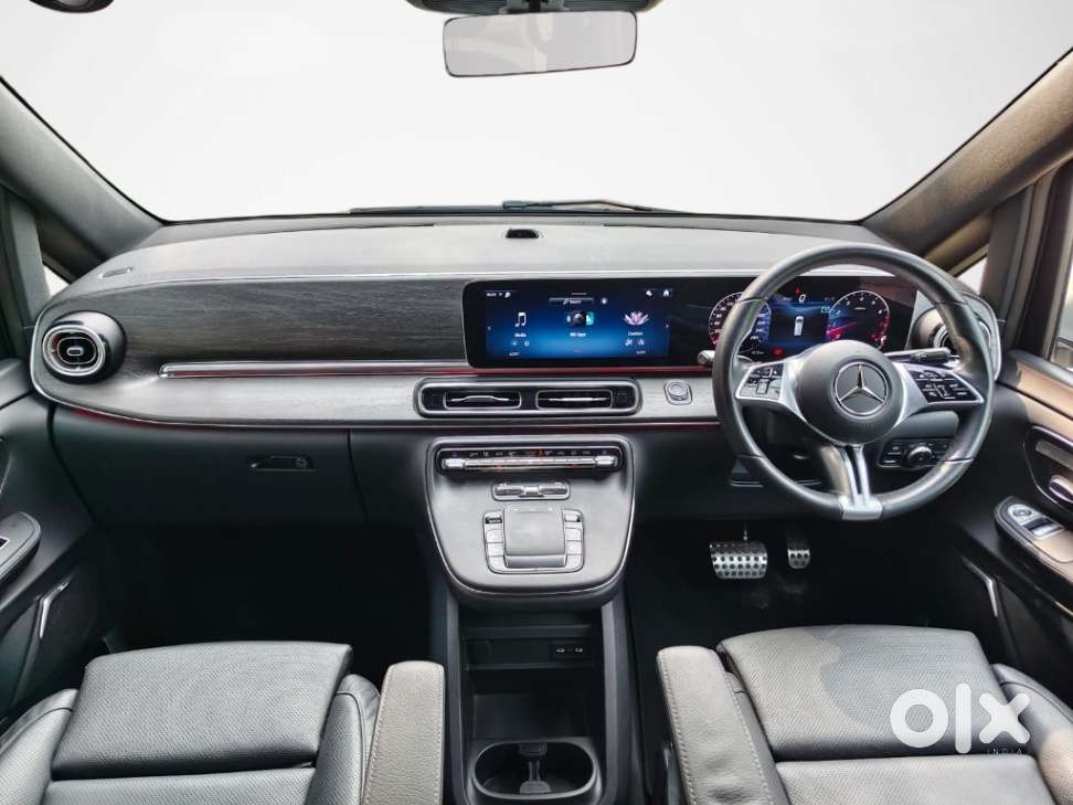 Mercedes-benz V-class V 300 Avantgarde Extra Long, 2025, Petrol