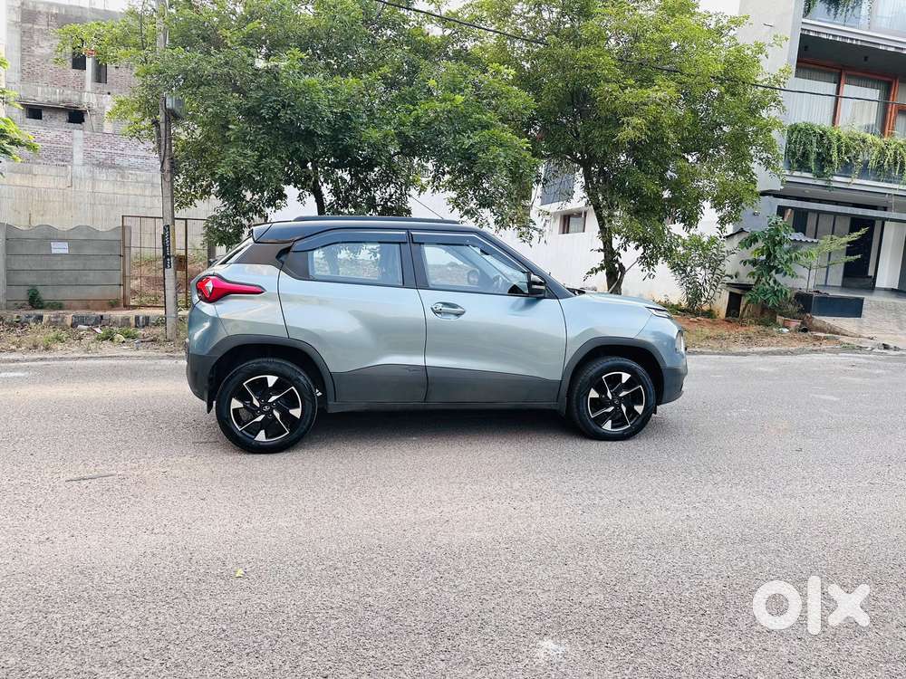 Tata Punch 1.2 Revotron Creative Dual Tone, 2022, Petrol