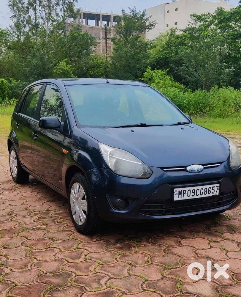 Ford Figo Petrol Titanium, 2010, Petrol