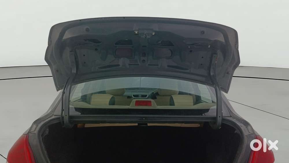 Maruti Suzuki Swift Zxi, 2013, Petrol
