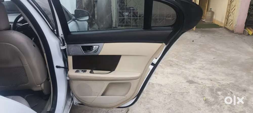 Jaguar Xf 2014 Diesel Well Maintained