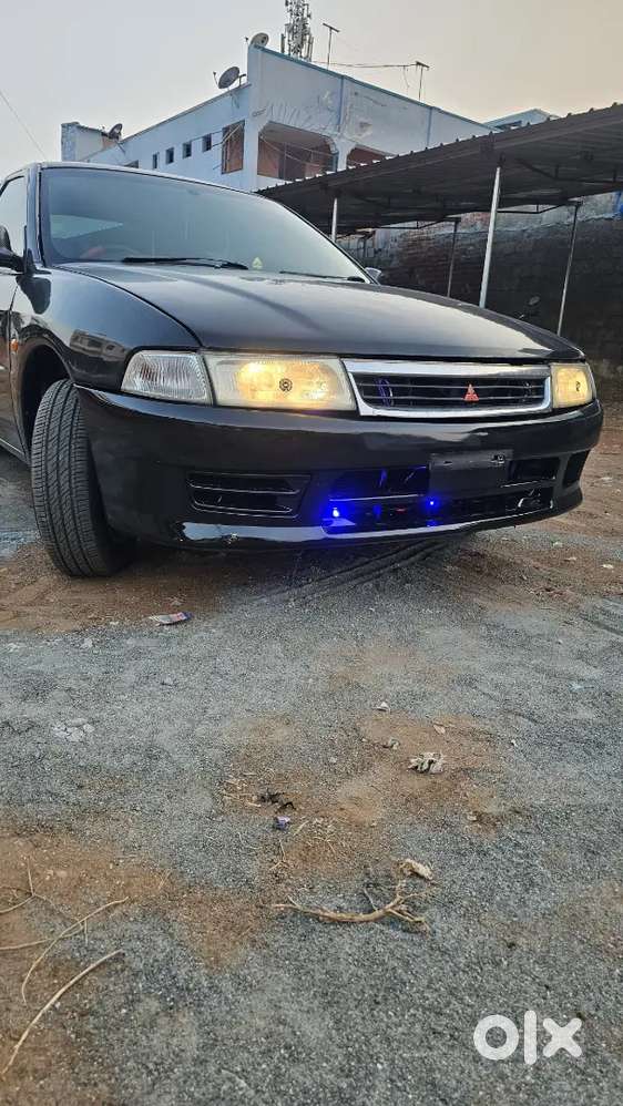 Mitsubishi Lancer Slxi 2002 Petrol Manual