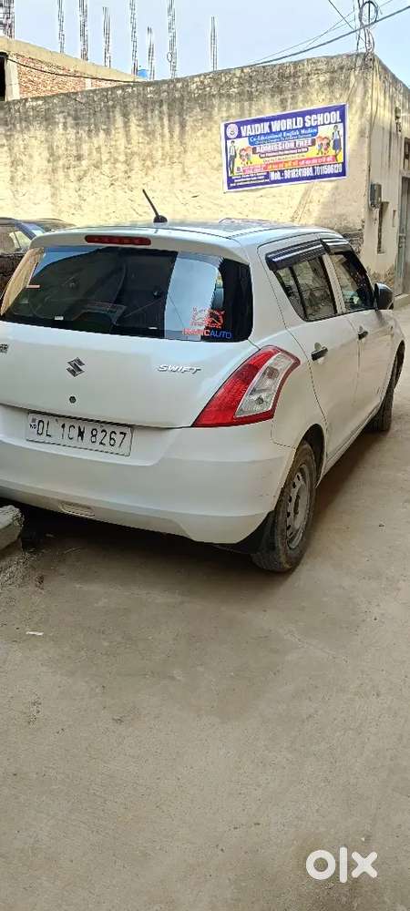 Maruti Suzuki Swift 2013 Cng & Hybrids 810000 Km Driven