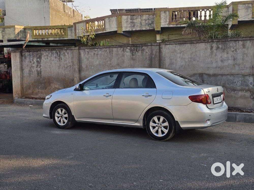 Toyota Corolla Altis 1.8 G Cng, 2010, Cng & Hybrids