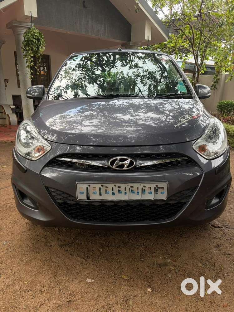 Hyundai I10 Sportz 2013 Petrol Manual: Well Maintained