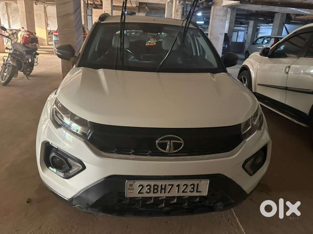 Tata Nexon Petrol 2023 Model (23bh7123l)