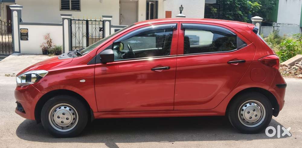 Tata Tiago 1.2 Revotron Xm, 2018, Petrol