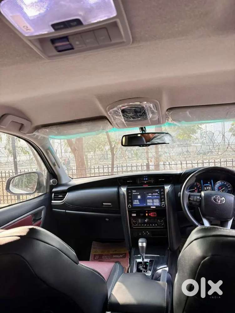 Toyota Fortuner Legender 2025 Diesel 5000 Km Driven