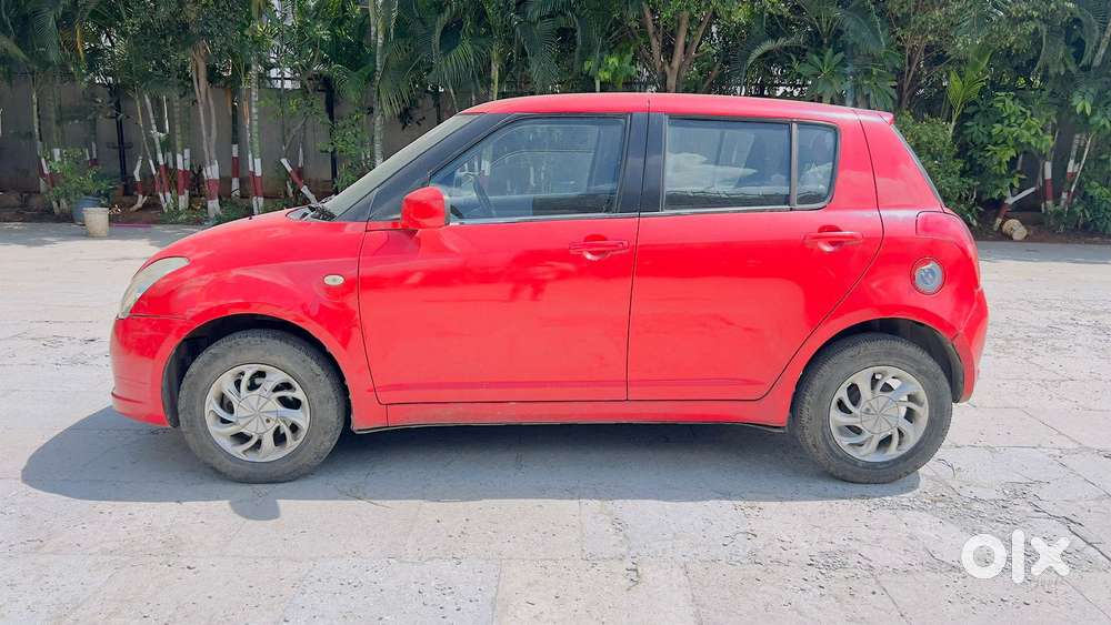 Maruti Suzuki Swift Vvt Zxi, 2007, Petrol